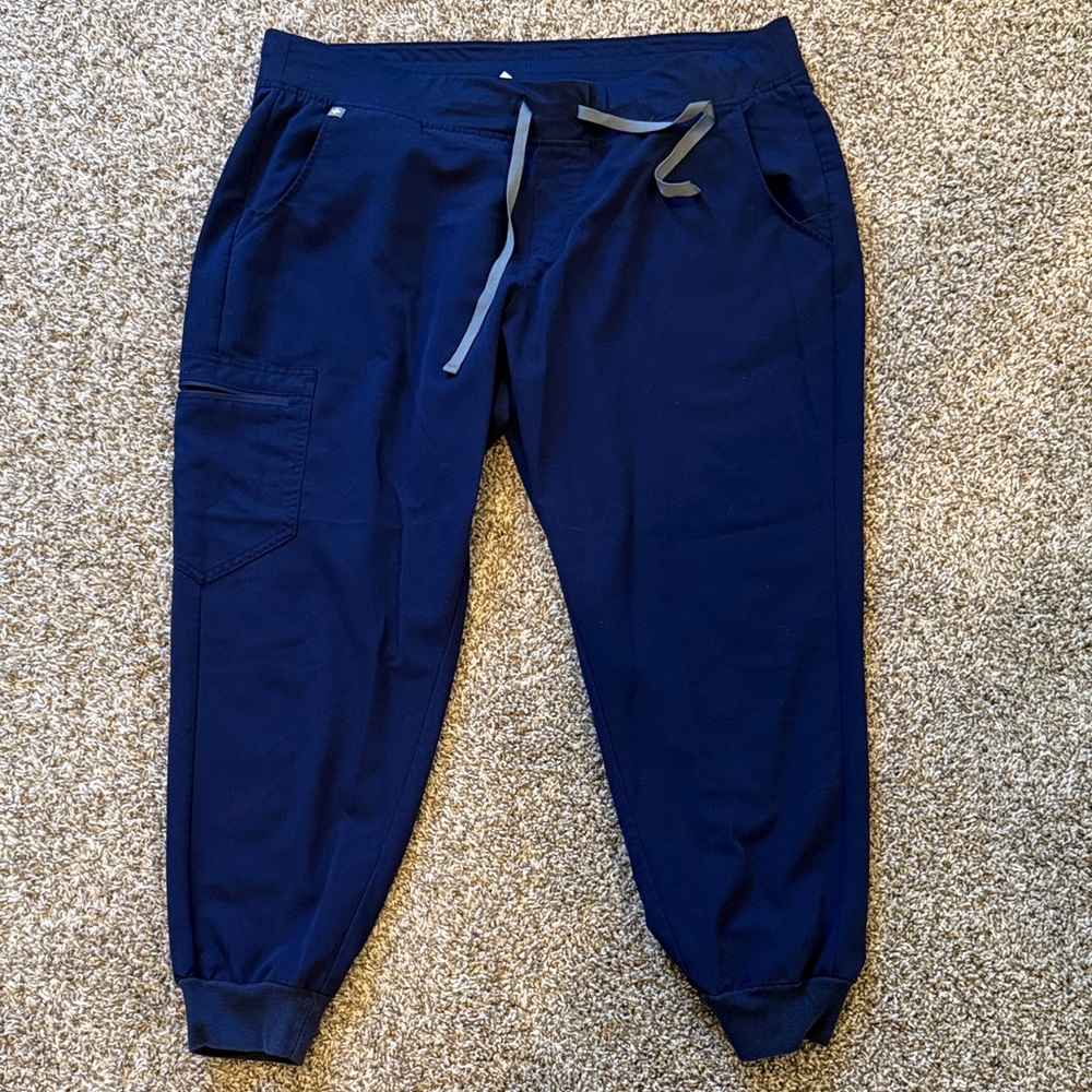 Figs navy joggers